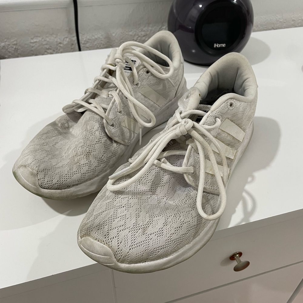 Adidas cloud foam sneakers